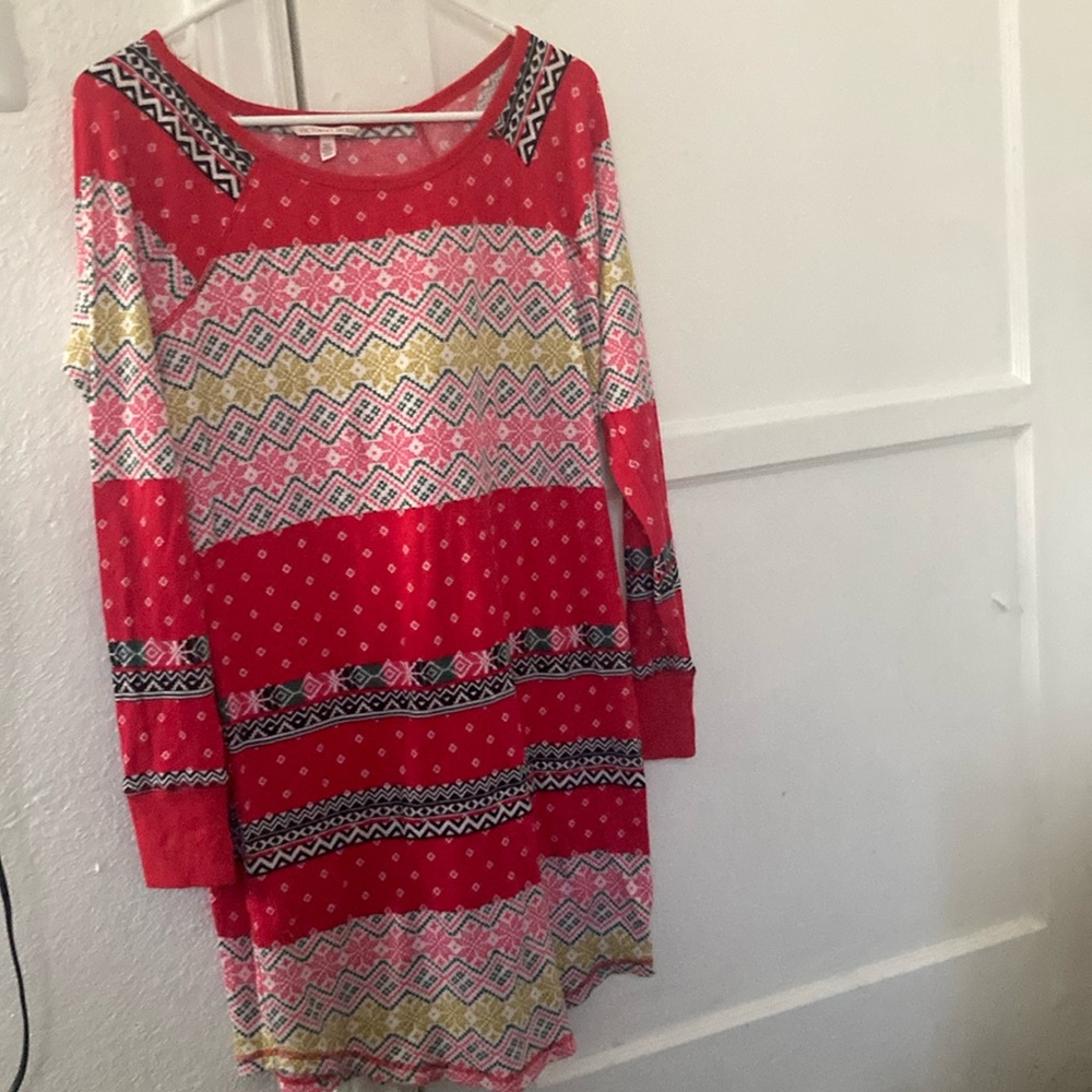 Victoria secret M thermal nightshirts long sleeve